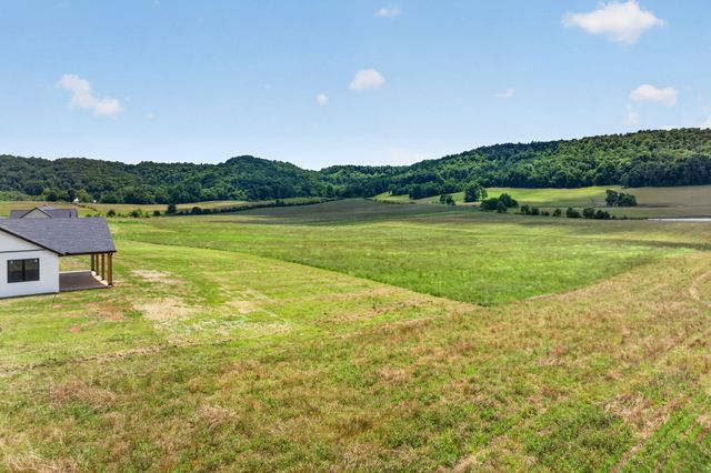 4221 Gum Springs Mountain Rd, Sparta, TN 38583