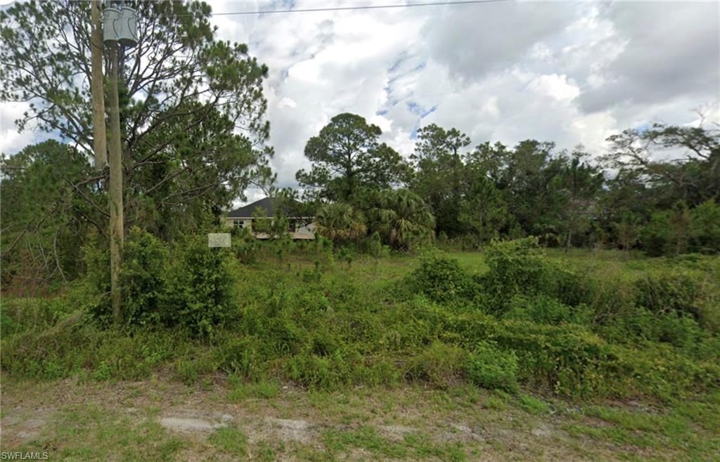 550 Sargent ST, Lehigh Acres, FL 33972