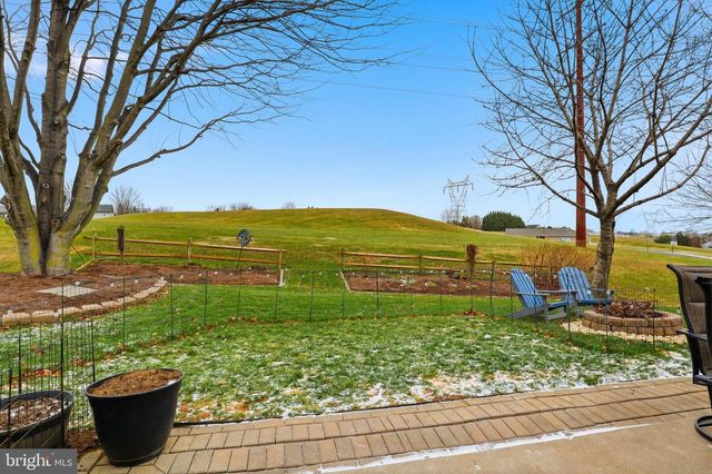 318 AMANDA CT, Marietta, PA 17547