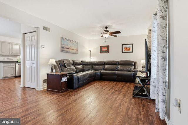 318 AMANDA CT, Marietta, PA 17547