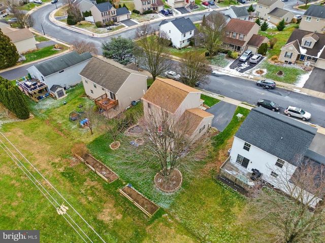 318 AMANDA CT, Marietta, PA 17547