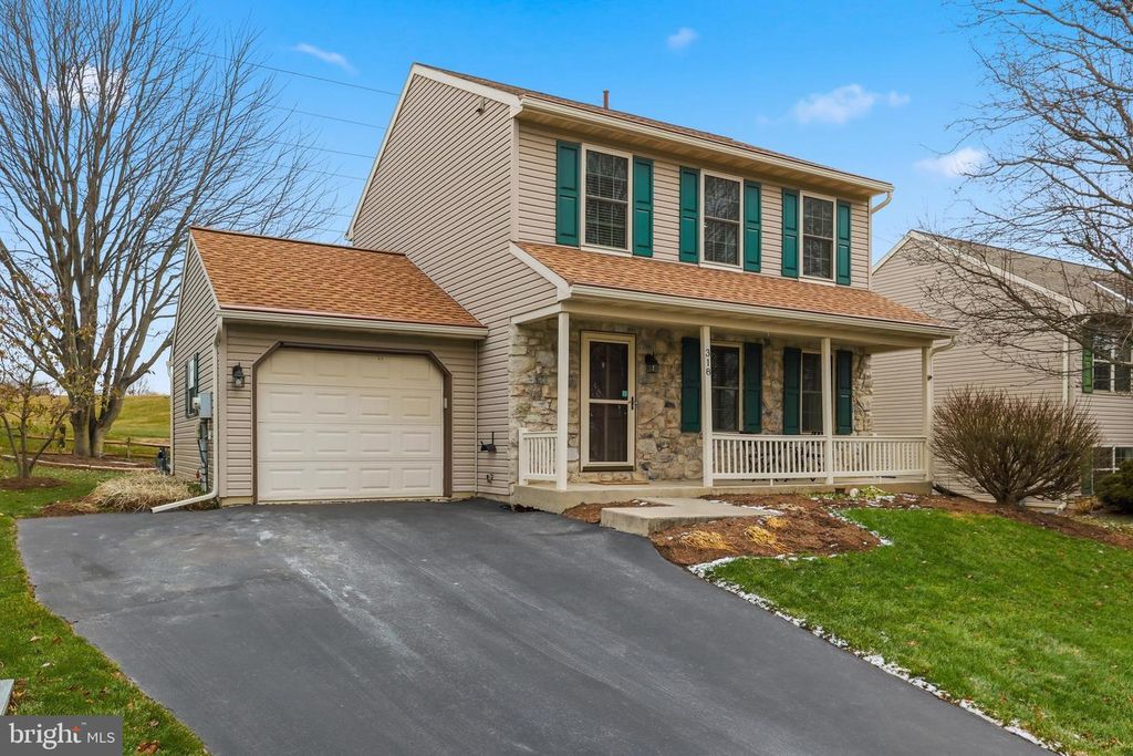 318 AMANDA CT, Marietta, PA 17547