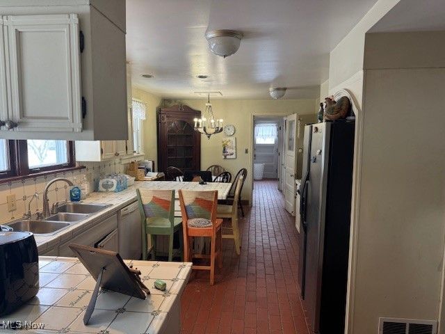 854 S Lincoln Avenue, Salem, OH 44460