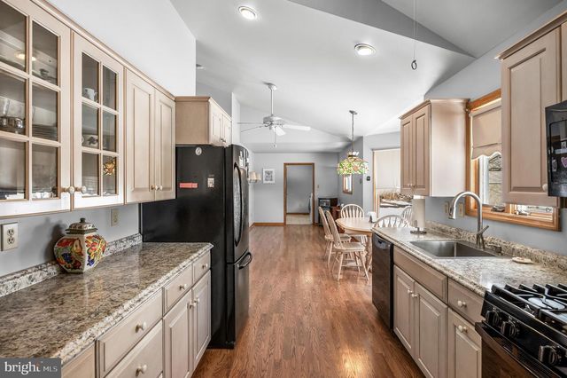 32 QUAIL DR, Beverly, NJ 08010