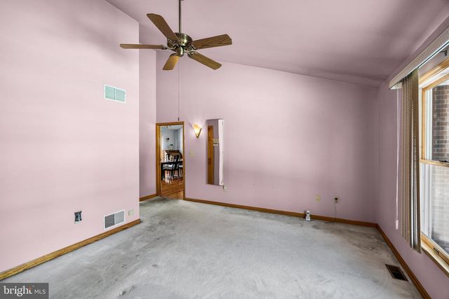 32 QUAIL DR, Beverly, NJ 08010