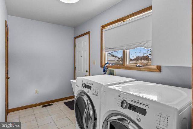 32 QUAIL DR, Beverly, NJ 08010