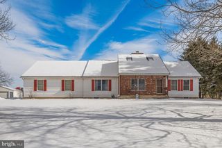 32 QUAIL DR, Beverly, NJ 08010