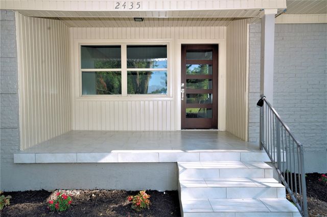 2435 Hillsboro Avenue, Dallas, TX 75228
