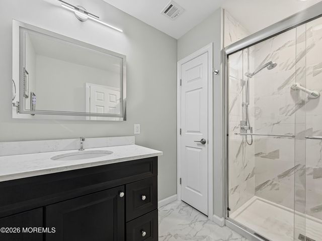 379 E Bird Village Road, Jackson, NJ 08527