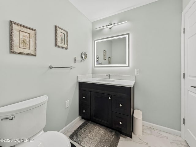 379 E Bird Village Road, Jackson, NJ 08527