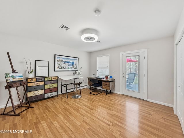 379 E Bird Village Road, Jackson, NJ 08527