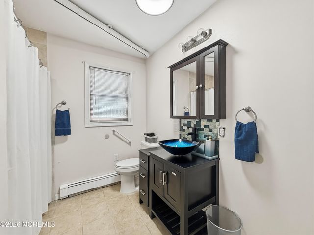 379 E Bird Village Road, Jackson, NJ 08527
