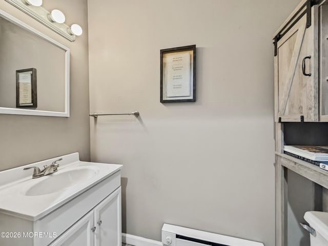 379 E Bird Village Road, Jackson, NJ 08527