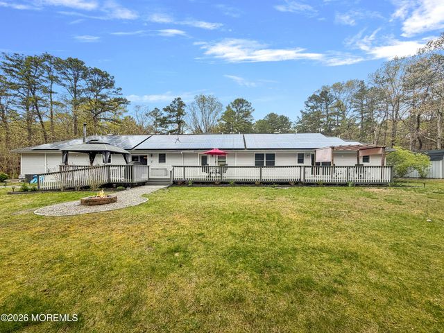 379 E Bird Village Road, Jackson, NJ 08527