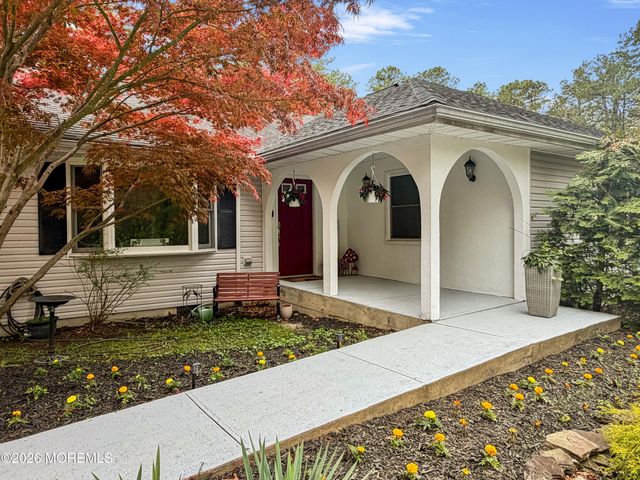 379 E Bird Village Road, Jackson, NJ 08527