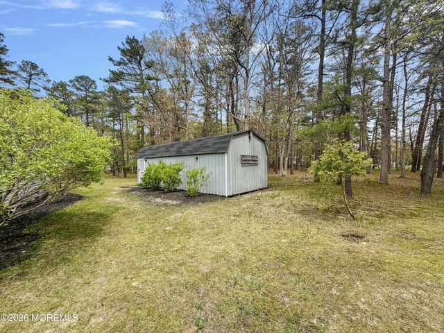 379 E Bird Village Road, Jackson, NJ 08527