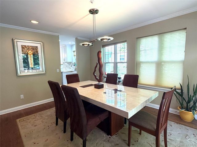 121 Winding Ridge Road, White Plains, NY 10603