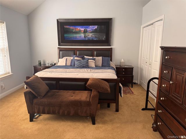 121 Winding Ridge Road, White Plains, NY 10603