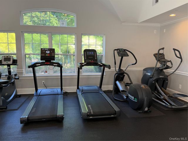 121 Winding Ridge Road, White Plains, NY 10603