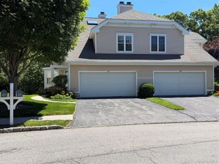 121 Winding Ridge Road, White Plains, NY 10603