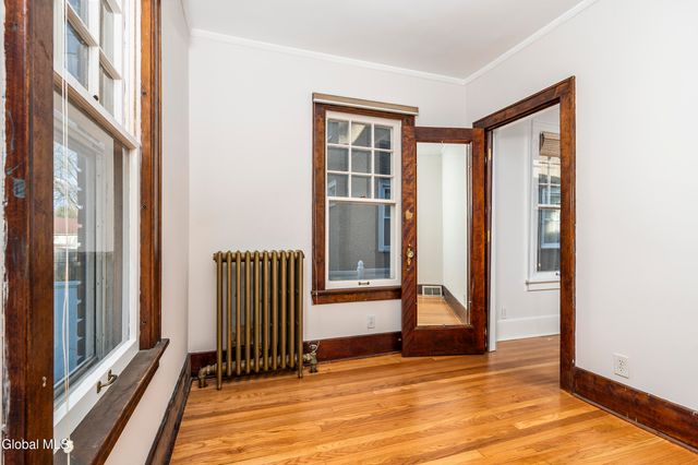 815 Wright Avenue, Schenectady, NY 12309