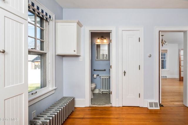 815 Wright Avenue, Schenectady, NY 12309