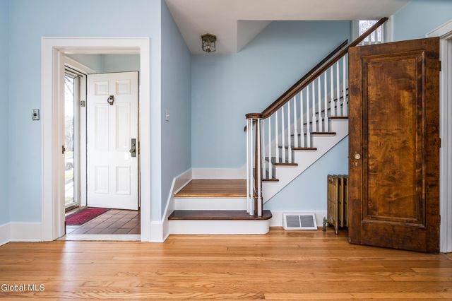 815 Wright Avenue, Schenectady, NY 12309