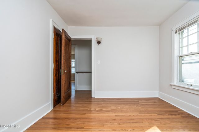 815 Wright Avenue, Schenectady, NY 12309