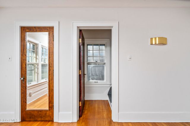 815 Wright Avenue, Schenectady, NY 12309