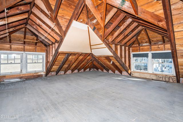 815 Wright Avenue, Schenectady, NY 12309