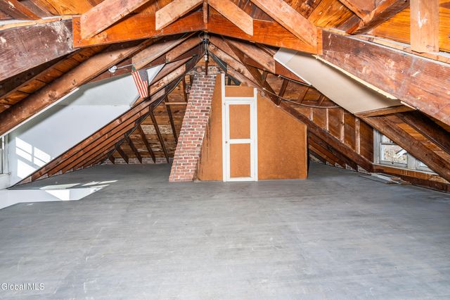 815 Wright Avenue, Schenectady, NY 12309