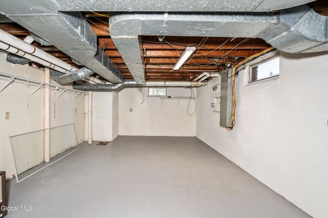 815 Wright Avenue, Schenectady, NY 12309