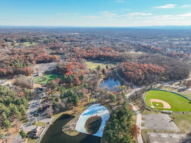 815 Wright Avenue, Schenectady, NY 12309