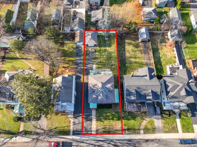 815 Wright Avenue, Schenectady, NY 12309