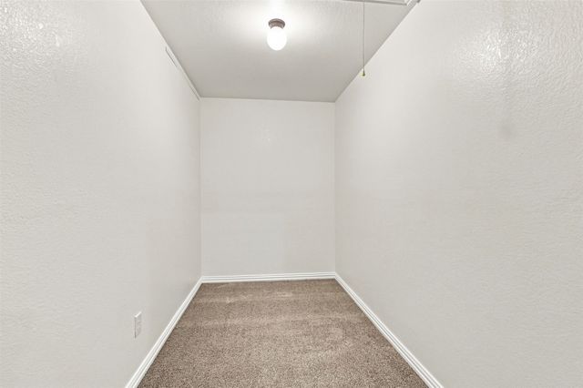 1324 Cog Hill Drive, Fort Worth, TX 76120