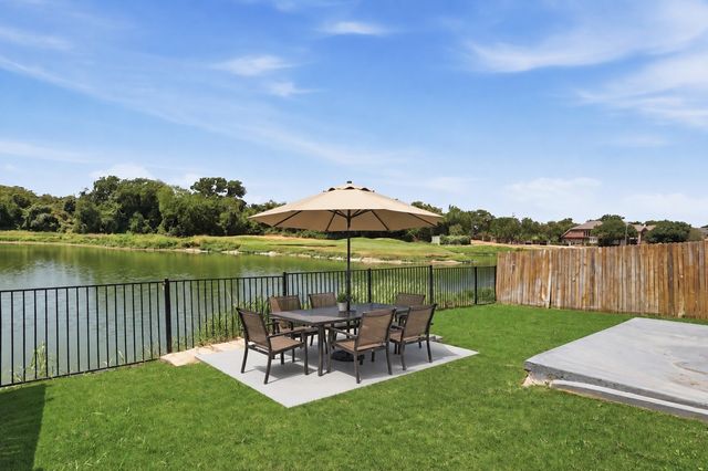 1324 Cog Hill Drive, Fort Worth, TX 76120