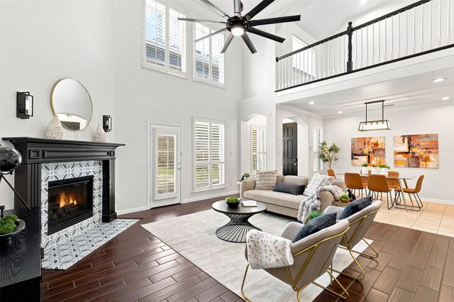 1324 Cog Hill Drive, Fort Worth, TX 76120