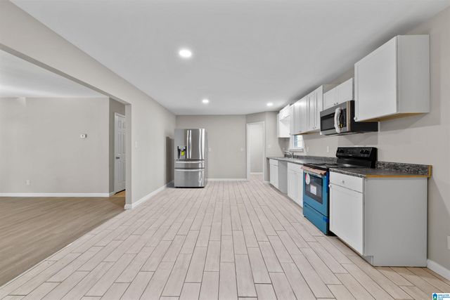 415 N HILL STREET, Talladega, AL 35160