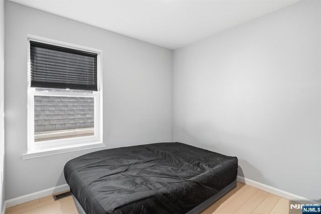 49 N 5th Street, Newark, NJ 07107