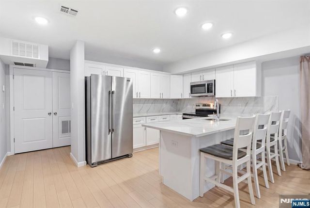 49 N 5th Street, Newark, NJ 07107