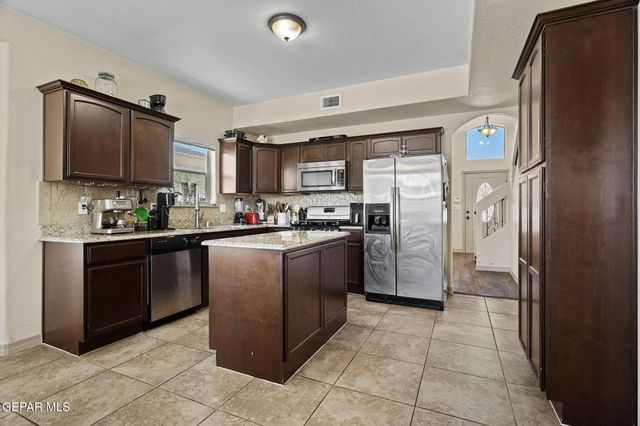 3152 RUSTIC HIDDEN Drive, El Paso, TX 79938