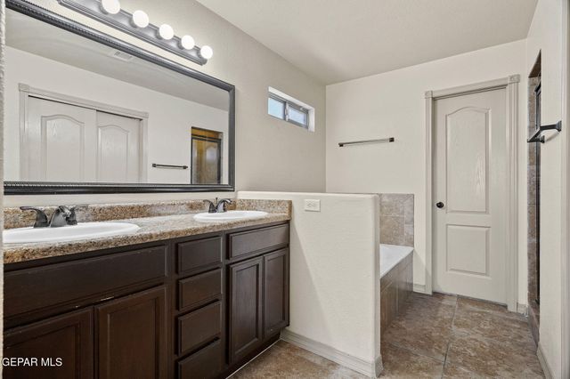 3152 RUSTIC HIDDEN Drive, El Paso, TX 79938