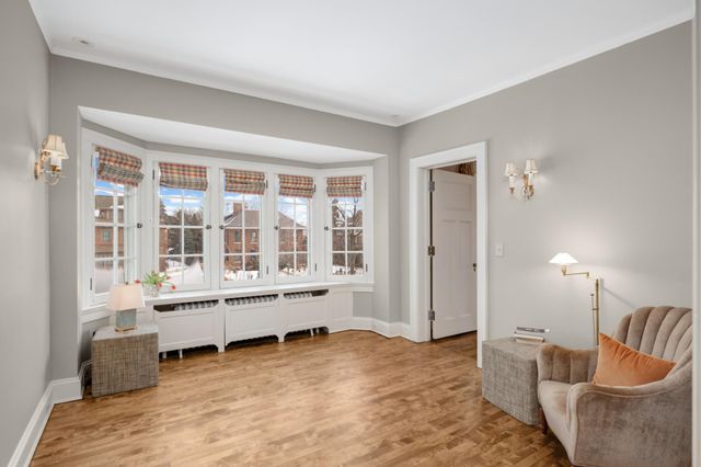 2400 Pillsbury Avenue S, Minneapolis, MN 55404