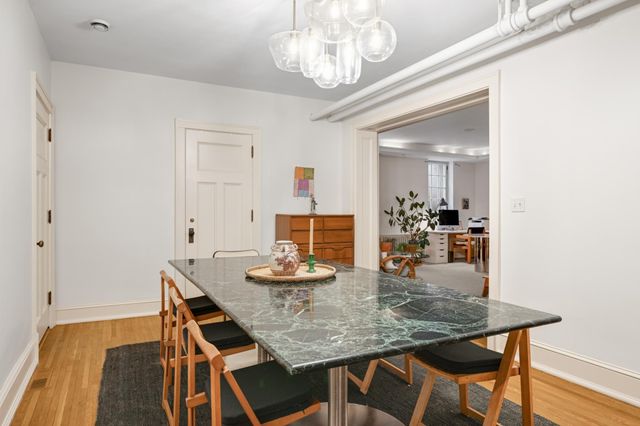 2400 Pillsbury Avenue S, Minneapolis, MN 55404