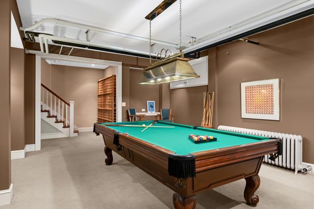 2400 Pillsbury Avenue S, Minneapolis, MN 55404