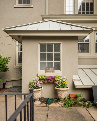 2400 Pillsbury Avenue S, Minneapolis, MN 55404