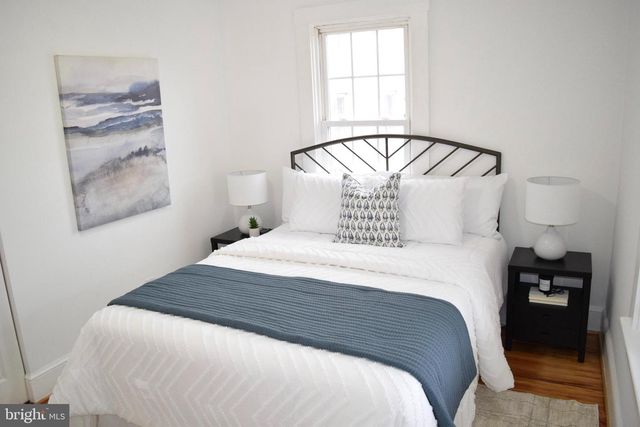 27 JACKSON AVE, Winchester, VA 22601