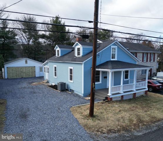 27 JACKSON AVE, Winchester, VA 22601