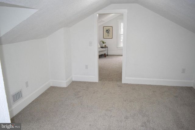 27 JACKSON AVE, Winchester, VA 22601