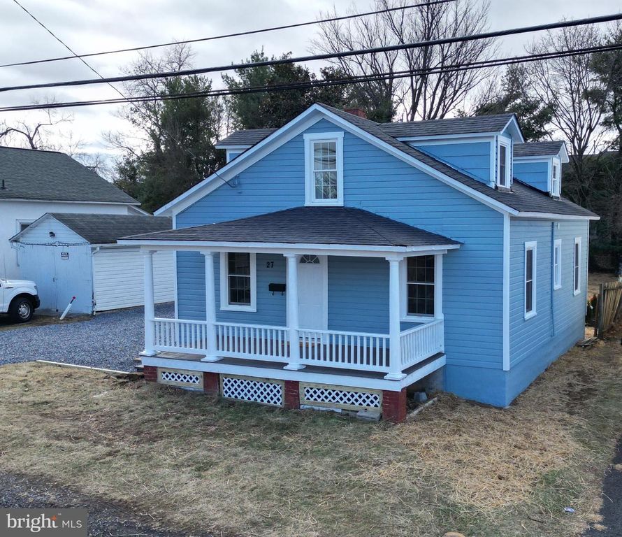 27 JACKSON AVE, Winchester, VA 22601